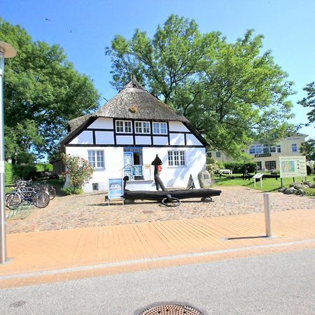 Fewo Mit Terrasse, Gratis Nutzung Vom Ahoi Erlebnisbad Und Sauna In Sellin - Haus Blick Zur See Fewo 13 奥斯特巴德·哥伦 外观 照片