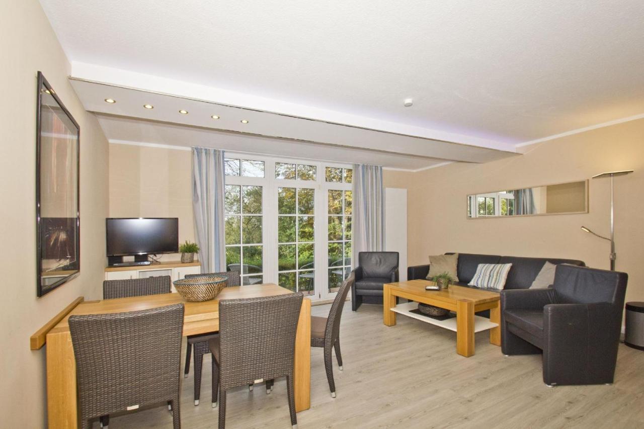 Fewo Mit Terrasse, Gratis Nutzung Vom Ahoi Erlebnisbad Und Sauna In Sellin - Haus Blick Zur See Fewo 13 奥斯特巴德·哥伦 外观 照片
