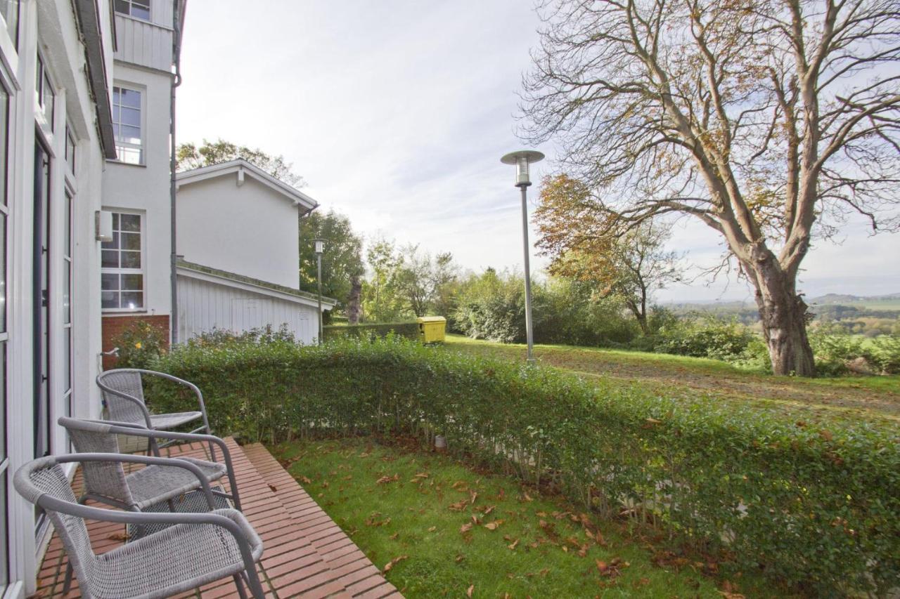 Fewo Mit Terrasse, Gratis Nutzung Vom Ahoi Erlebnisbad Und Sauna In Sellin - Haus Blick Zur See Fewo 13 奥斯特巴德·哥伦 外观 照片